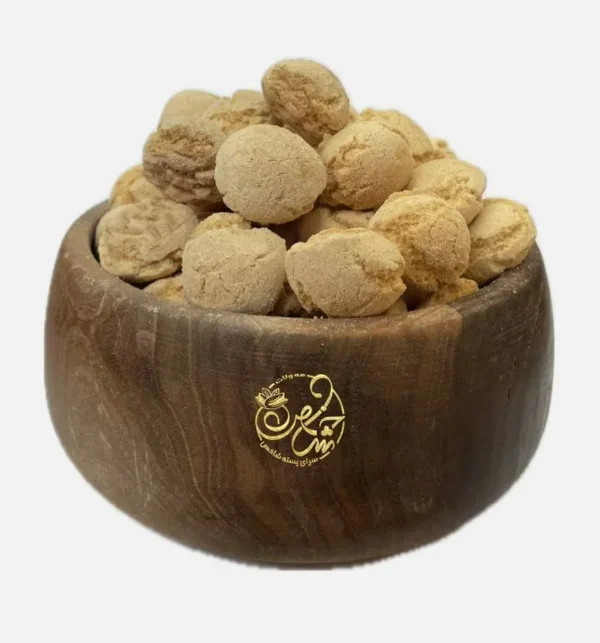 حاجی بادوم بسیار تازه و درشت